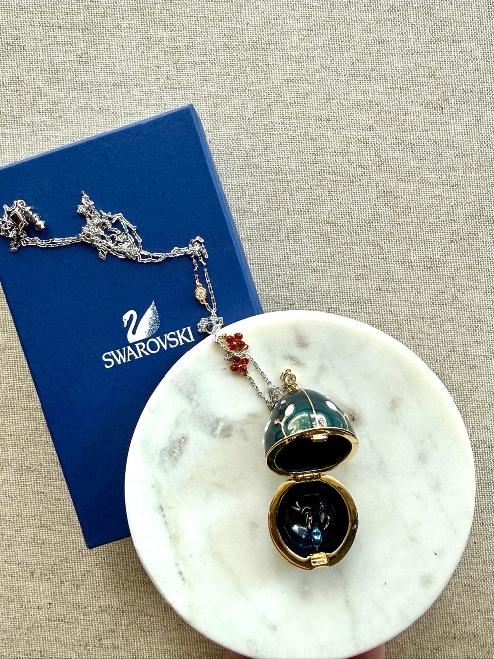Swarovski Wings of Fantasy Precious Egg Pendant Necklace w/ Box NWT - Picture 8 of 9